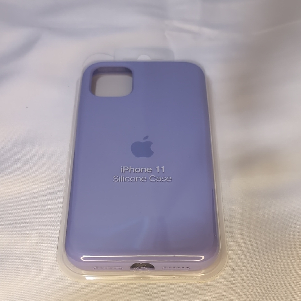 Apple iPhone 11 Silicone Case - Lavender